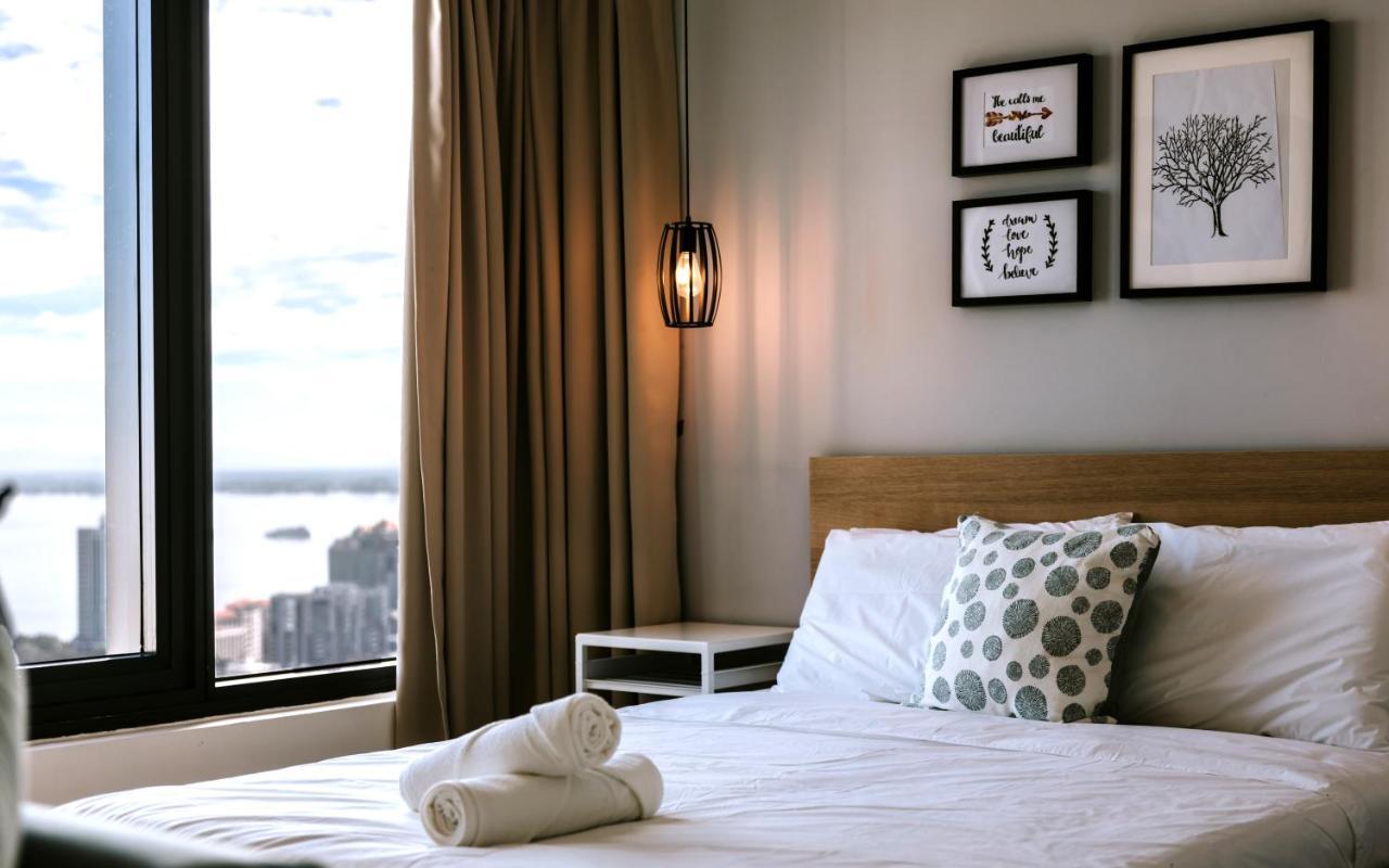 Muji Studio 2 - Seaview At 218 Tropicana Near Komtar Food Heaven With Netflix & Tv Box George Town Exteriör bild